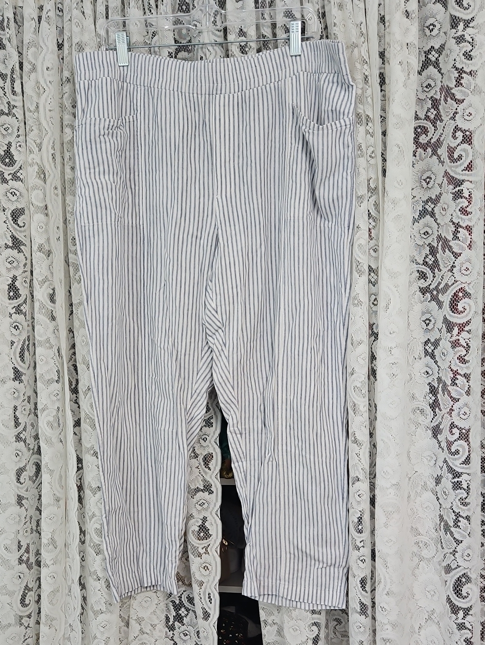 Caslon Linen Blend Blue White Stripped Pants Size XL streach Waist